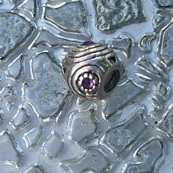 Pandora Charm with accents gem - Picture 3 of 6